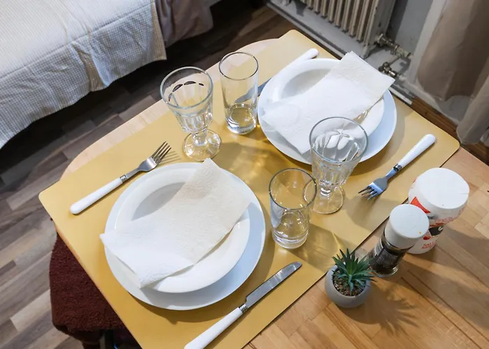 Nordstay - Serene Floor With Self Check-in Lägenhet *